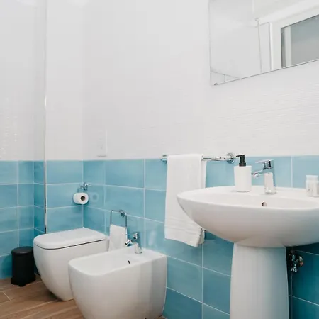 Brombeis Fantastica By Casa Napoletana - Town Center Appartement Napels Buitenkant foto