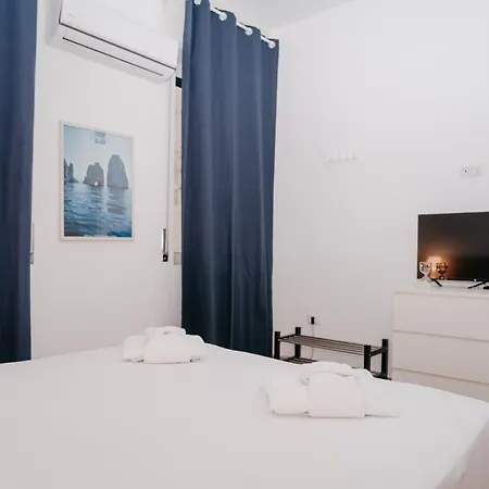 Brombeis Fantastica By Casa Napoletana - Town Center Appartement Napels Buitenkant foto